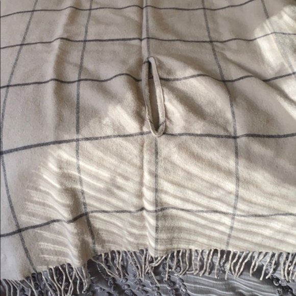 Madewell Shawls/Wraps for Women for sale | eBay MADEWELL Checked Wrap Scarf One Size